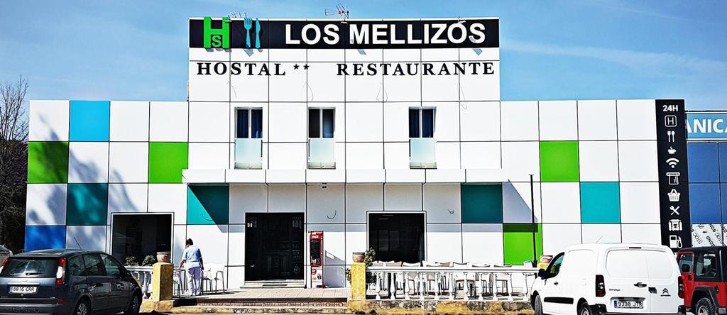 Hostal Restaurante Los Mellizos Guarromán Kültér fotó